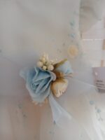 Vestido cerimónia Branco com flores Azuis - Image 2