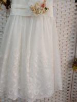 Vestido de cerimónia com fundo rendado - Image 2