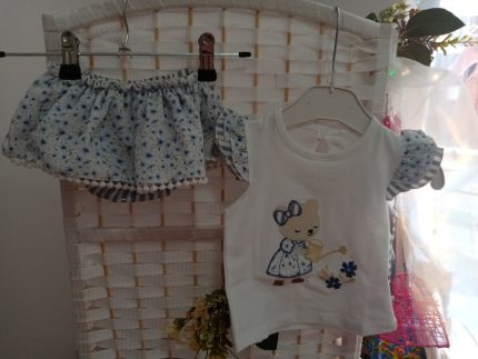 Conjunto de bebé com tapa fralda